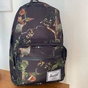 Herschel Supply Company backpack in excellent condition